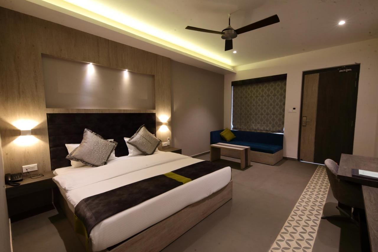 Kingston Resort Kanpur Exterior foto
